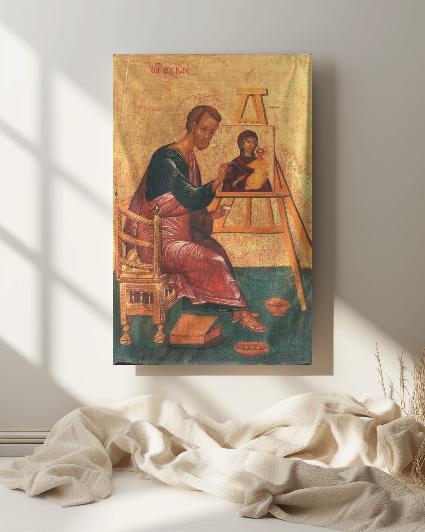St Luke Paints Icon of Mother of God Hodegetria Byzantine Orthodox Oct 18 Home Decor Tapestry Catholic Christian Bible Scripture Christ Gift